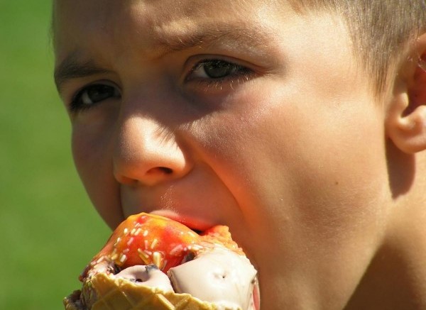 Study: Ads selling junk food overwhelmingly targeting youth